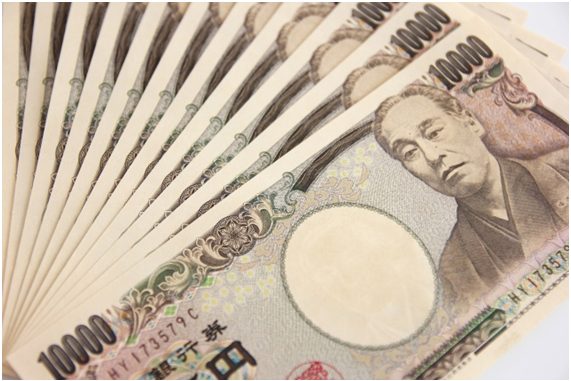役員給与の定期同額とは?損金算入するための手続きまとめ 役員給与の定期同額とは?損金算入するための手続きまとめ